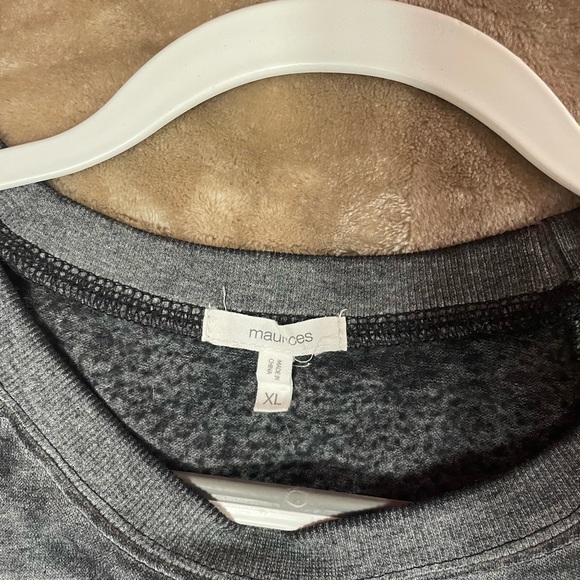 Maurices Embroidered LOVE sweatshirt - Picture 6 of 6